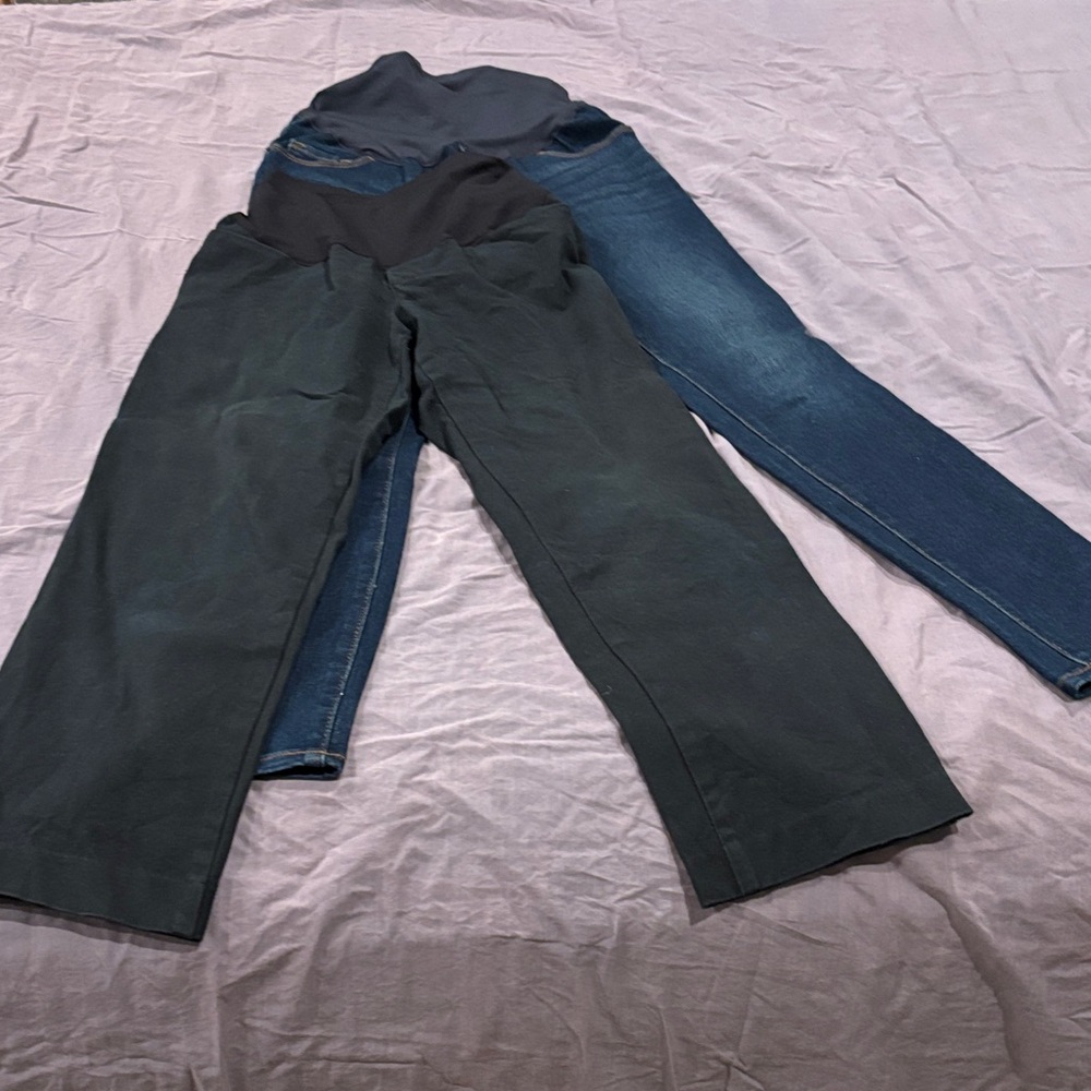 Old Navy 2 pairs full panel maternity pants size 0